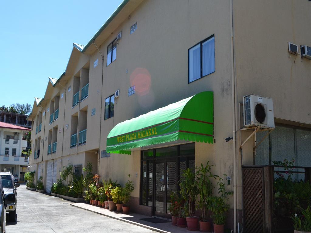 West Plaza Malakal Hotel Koror Exterior foto