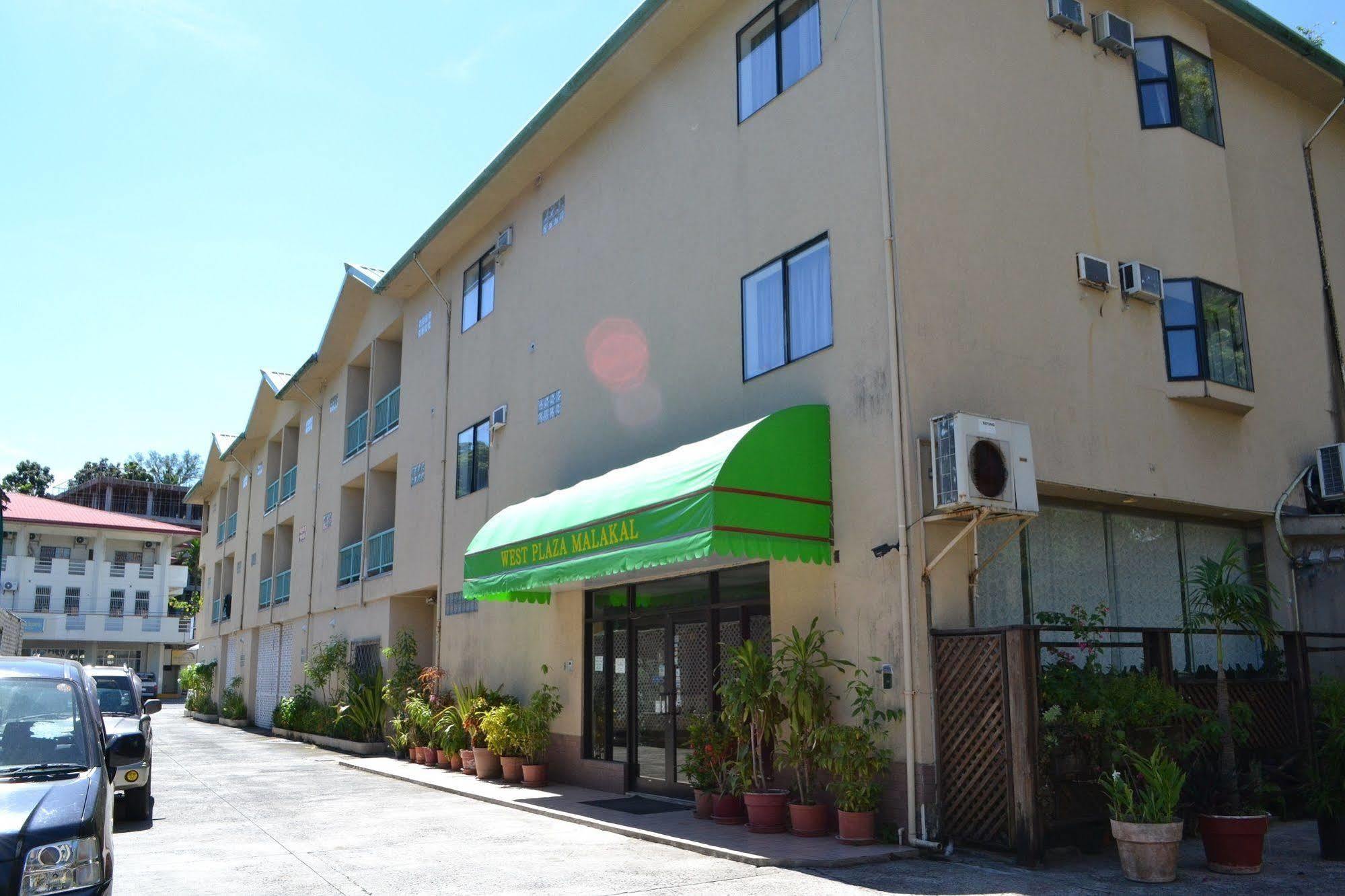 West Plaza Malakal Hotel Koror Exterior foto
